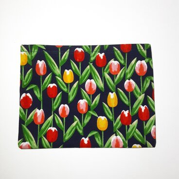 【マスクケース】立体型マスク用　大人用　チューリップ柄　紺