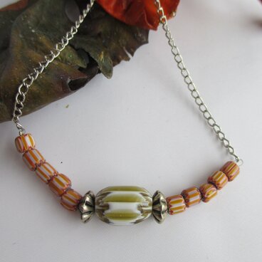 アジアンテイストのネックレス