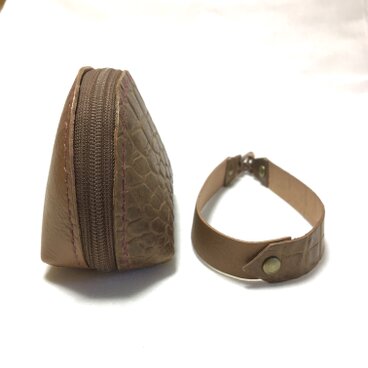 コロンとしたミニポーチ(BR-2)　ストラップ付き