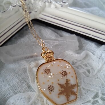 * snow  white *  ネックレス