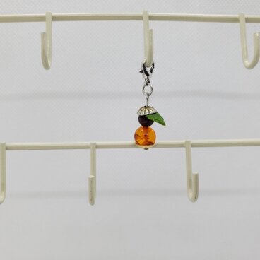 アンバーとガーネットの瓢箪型モチーフ（健康運）