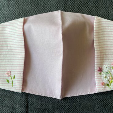 刺繍マスクカバーＣ