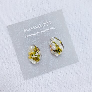 leaf series チタンピアス／イヤリング