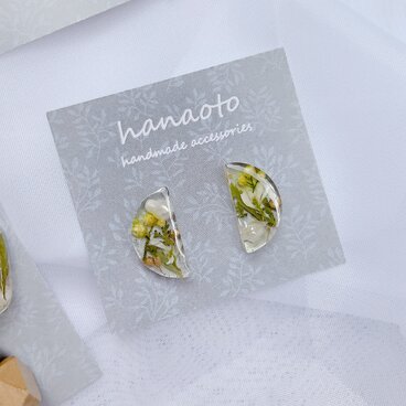 leaf series チタンピアス／イヤリング