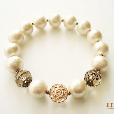コットンパールのクラシカルブレスレット