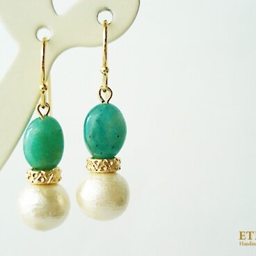 コットンパールとロシアンアマゾナイトのピアス