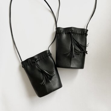 波打つバケツバッグ