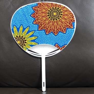 うちわ #013ASアフリカンフラワー青　 Family Ties