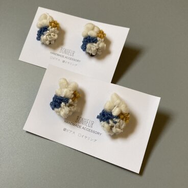 手刺繍イヤリング　ー豆子ー　original