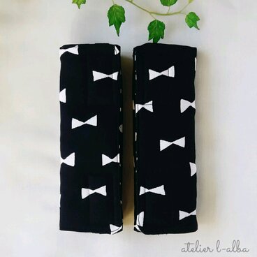 快適☆ランドセル肩ベルトカバー ブラック ホワイトリボン×ドット