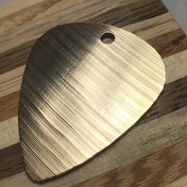 シンバルで創ったピック型ペンダントトップ