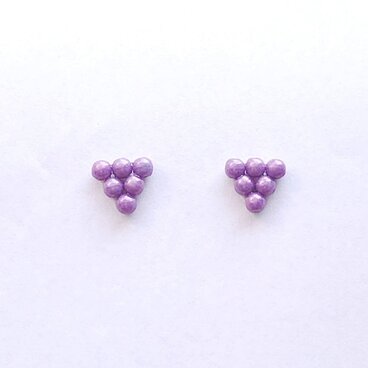 葡萄の果実さんかくピアス／イヤリング