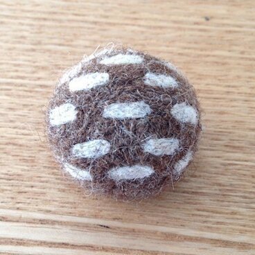 和カロン　茶×生成