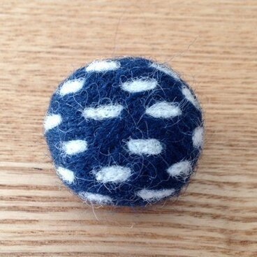 和カロン　紺×白