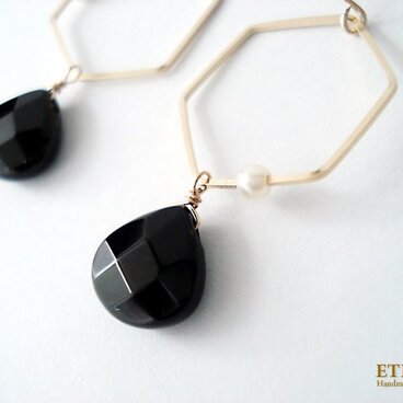 【14kgf】ヘキサゴンxブラックオニキスのピアス