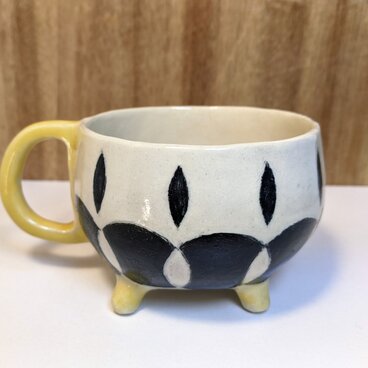 足付きマグカップ(北欧アンティーク調)