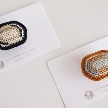 ららるらら［ ブローチ ］