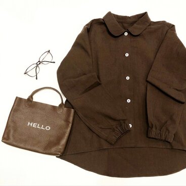 しっかり生地でスカート屋さんの着まわしたくさんできますリネン小さな丸襟ブラウス ちゃいろ