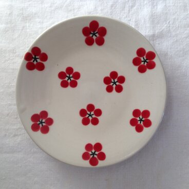 白磁紅梅皿