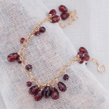 モザンビークガーネットのブレスレット Régine