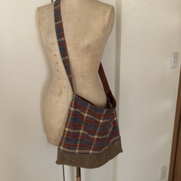 チェック&コーヒーのななめがけ