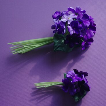 すみれのコサージュのセット　　G1