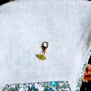 ［天然石］“ペリドット”*+.マスクチャーム゜**゜+.。+゜*♪【送料無料】