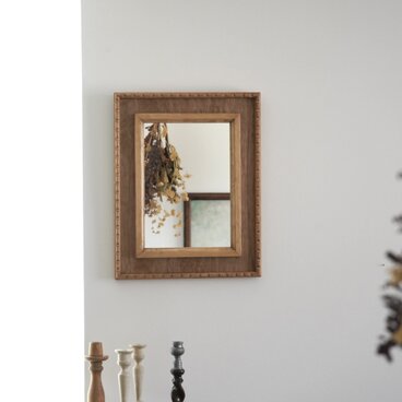 壁掛けの鏡　ナチュラル