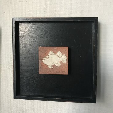 陶版　　額　　魚