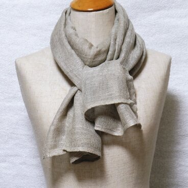 春のよもぎ染めストール