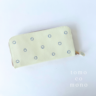 刺繍革財布『shuwa-shuwa』ホワイトクリーム×BLUE（牛革）ラウンドファスナー