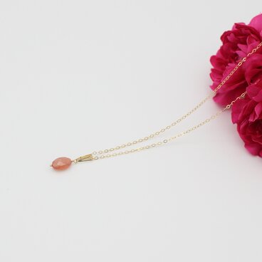 インカローズの一粒ネックレス