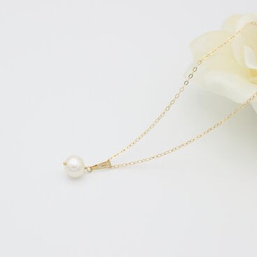 ころりんパールのネックレス