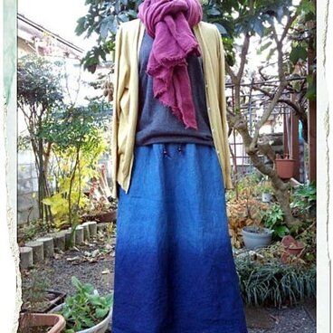 自然染め　リネン藍染めドレ－プグラデ－ションスカ－ト