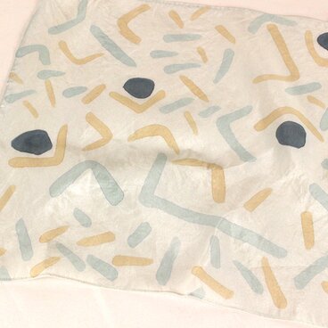 ポケットチーフunisex／トライバル柄／ブルーグレー地