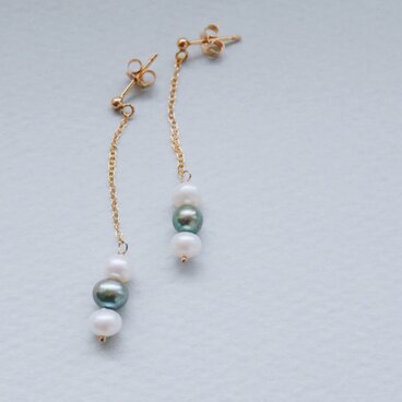 〈dango〉淡水パールピアス（14kgf）