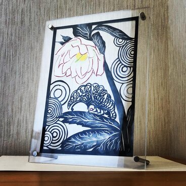 覆輪寒芍薬波紋蝶文様