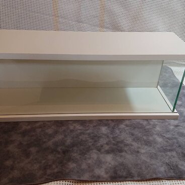 ガラスディスプレーケース　ホワイトポリ材