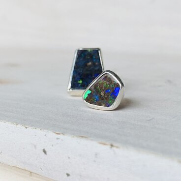 ボルダーオパールのピアス