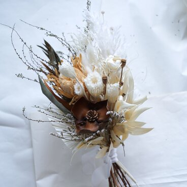 ドライフラワーブーケ　ブラウンココ