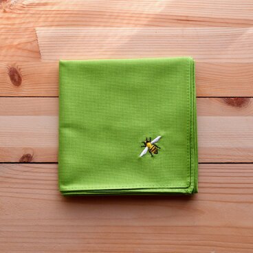 コットン ハンカチ グリーン ミツバチ刺繍