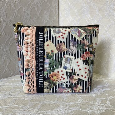 サニタリーポーチ【ストライプアリス】