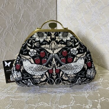 ウィリアムモリス　いちご泥棒　押し口金がま口