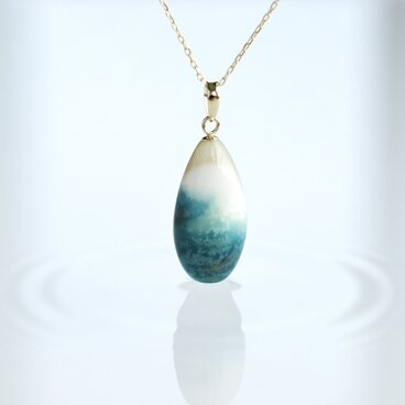 【 k18】地球の一滴　夜光貝ネックレス　