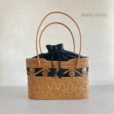 ココナッツチップの南国感♪心地よい通気性のかごバッグ☆ アタバッグ ハンドバッグ ハンドメイド かごバック