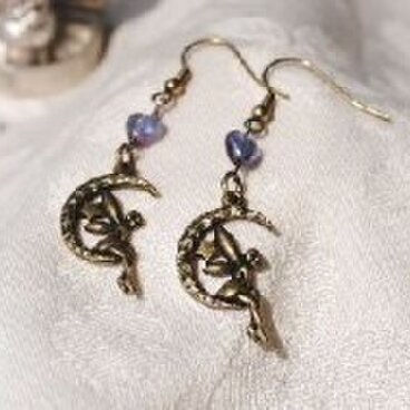 ムーン&フェアリーアンティーク調ピアス