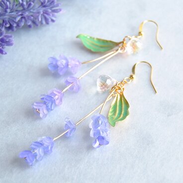 ラベンダーの耳飾り　ピアス