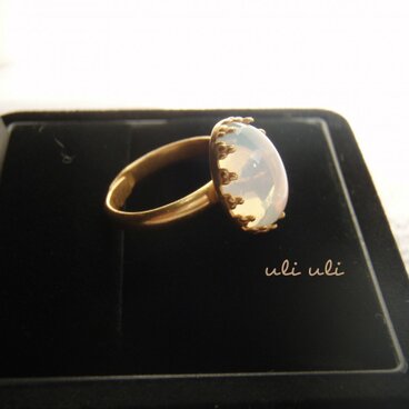 * 透明感* 　ホワイトオパールの指輪
