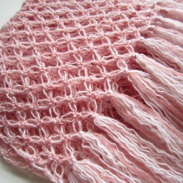 花曇り色ぐるぐるマフラー