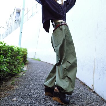 パラシュートパンツ★綿麻キャンバス【 gri:n ai 】